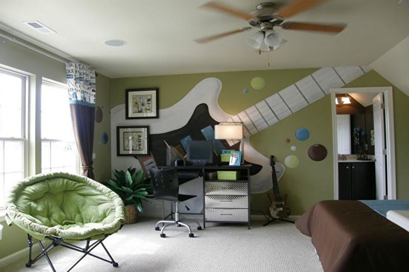 Интересный вариант ремонта комнаты для подростка.